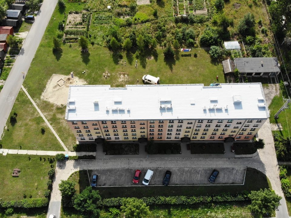 żywica na dach